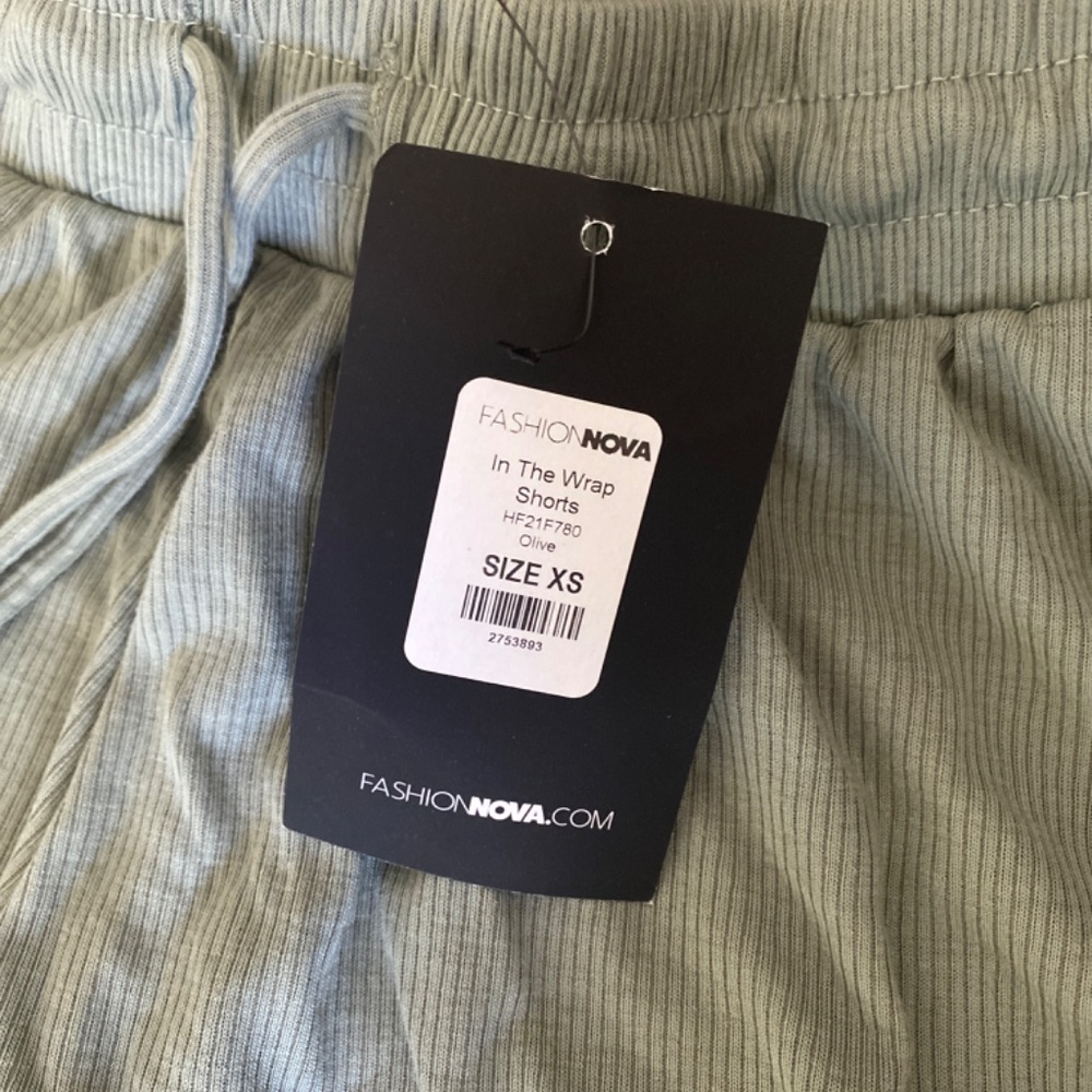 Shorts - Picture 2 of 2